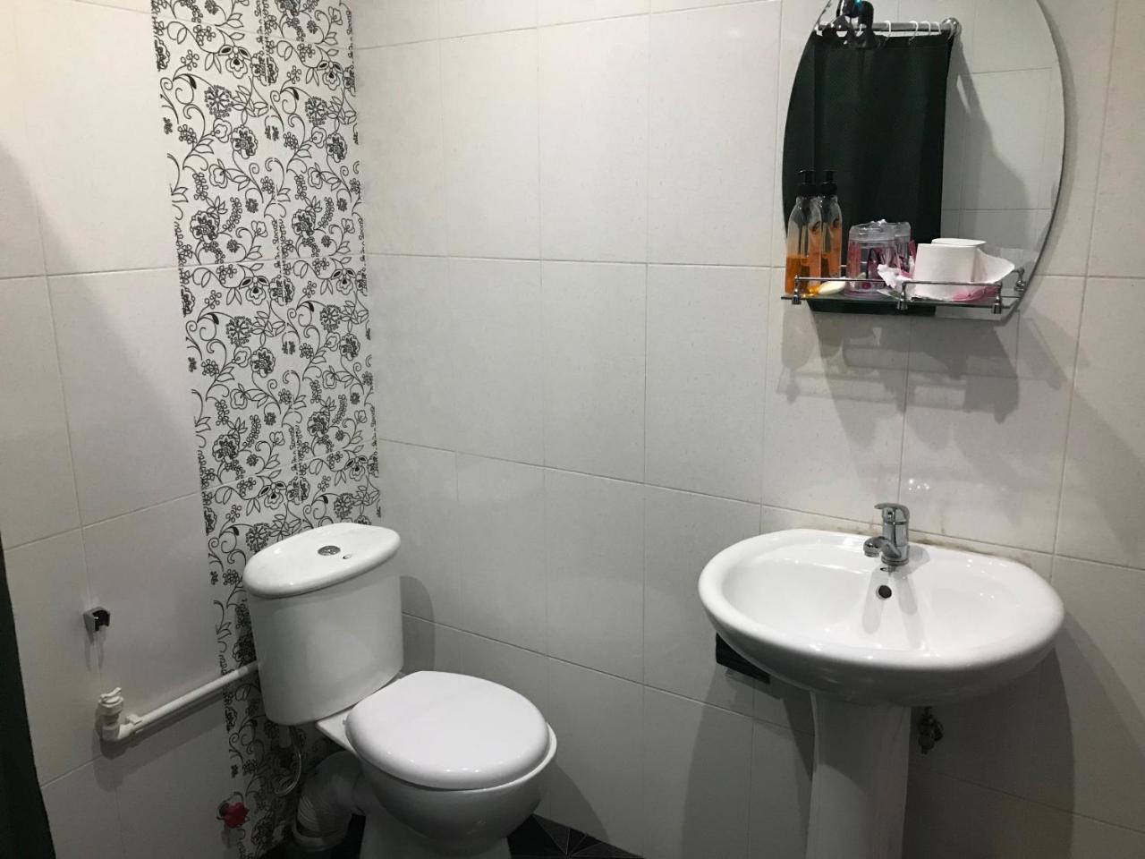 Hotel Monaco Tbilisi Luaran gambar