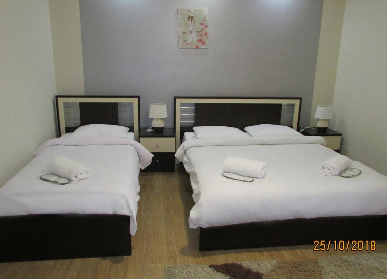 Hotel Monaco Tbilisi Luaran gambar