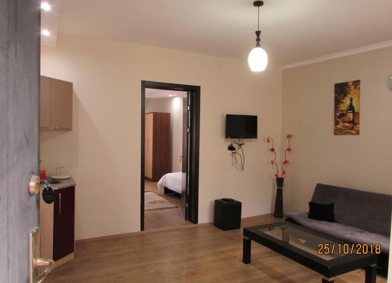 Hotel Monaco Tbilisi Luaran gambar