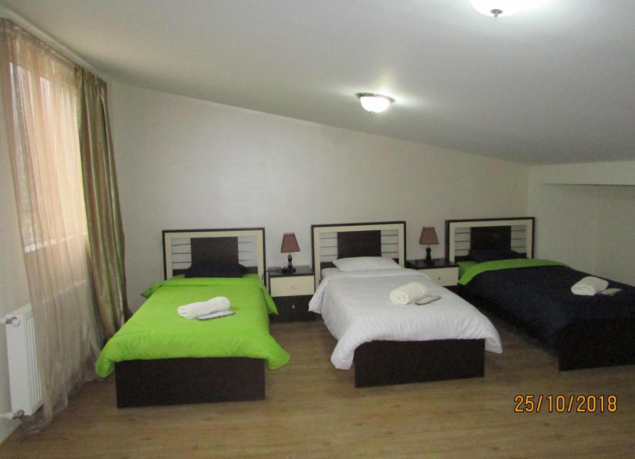 Hotel Monaco Tbilisi Luaran gambar