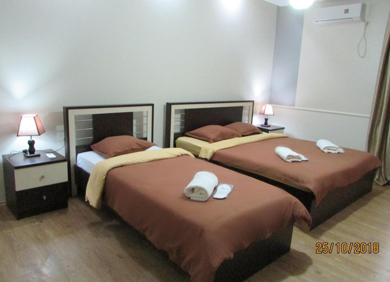 Hotel Monaco Tbilisi Luaran gambar
