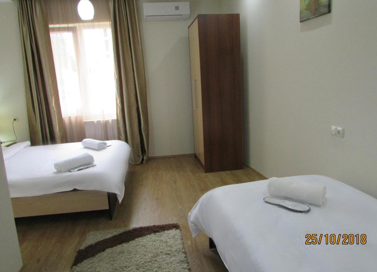 Hotel Monaco Tbilisi Luaran gambar