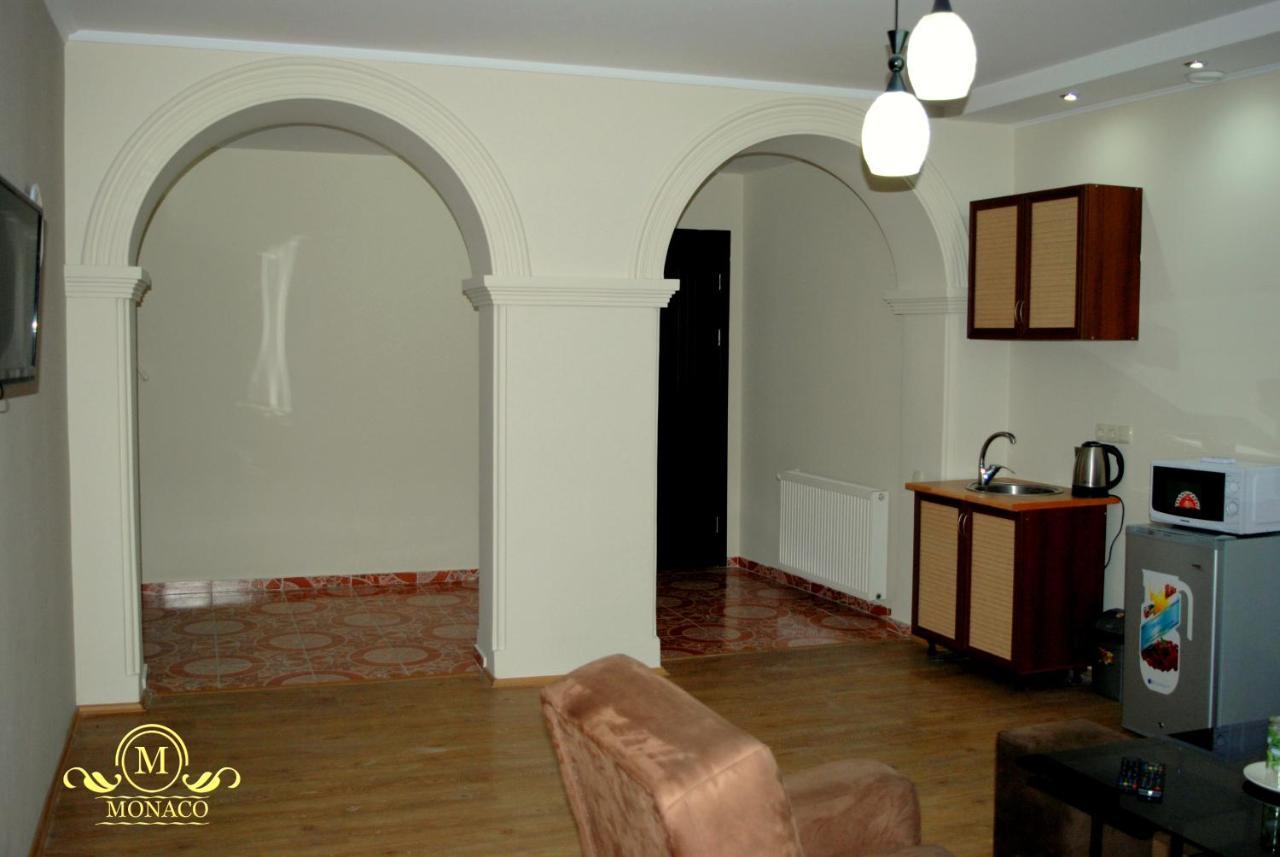Hotel Monaco Tbilisi Luaran gambar