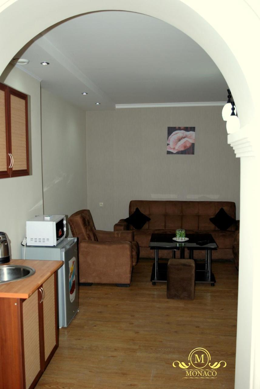 Hotel Monaco Tbilisi Luaran gambar