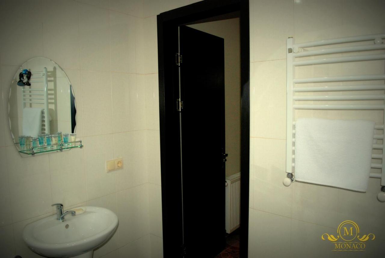 Hotel Monaco Tbilisi Luaran gambar