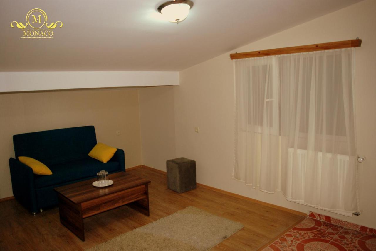 Hotel Monaco Tbilisi Luaran gambar